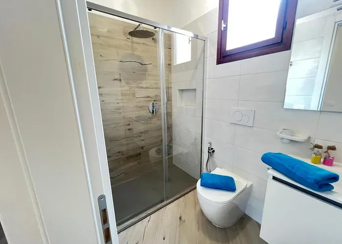 Lorella Μπιμπιόνε